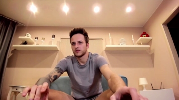 Chriscarrey  10-09-2021 video fetis